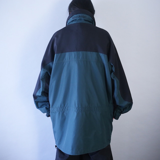 "Columbia" black × green good bi-color over silhouette mountain jacket