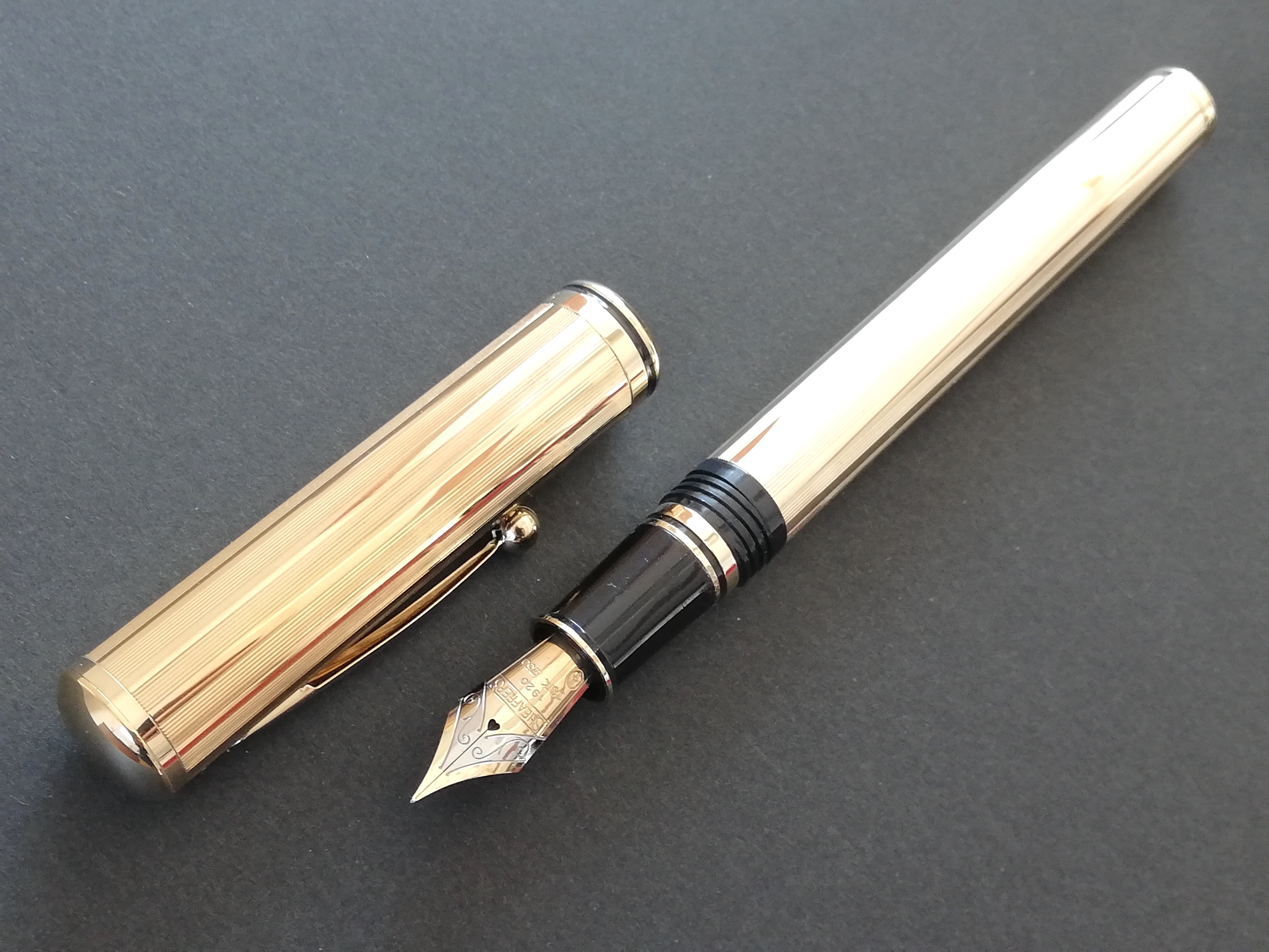 '90s　シェーファー コノソアール　SHEAFFER Connaisseur　（極細字）　18K　　　　　01700