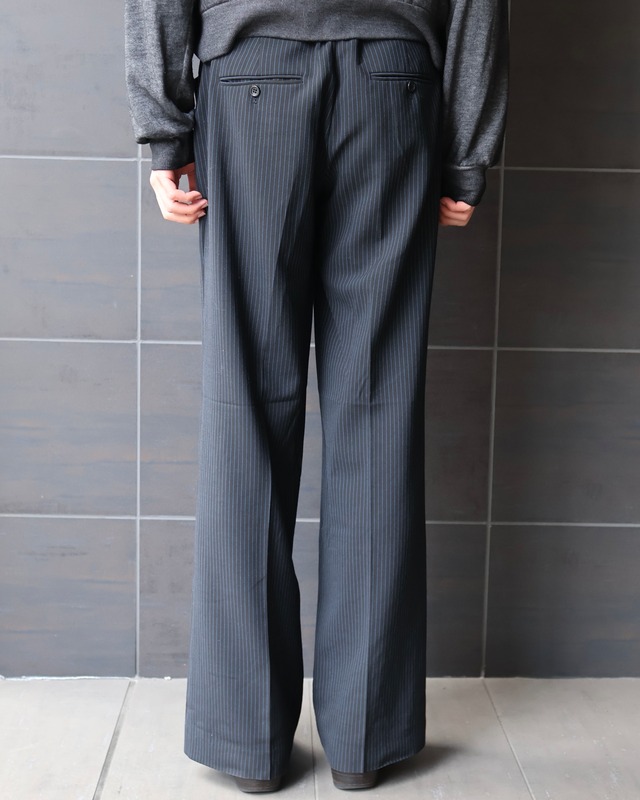 No-tuck blue striped slacks