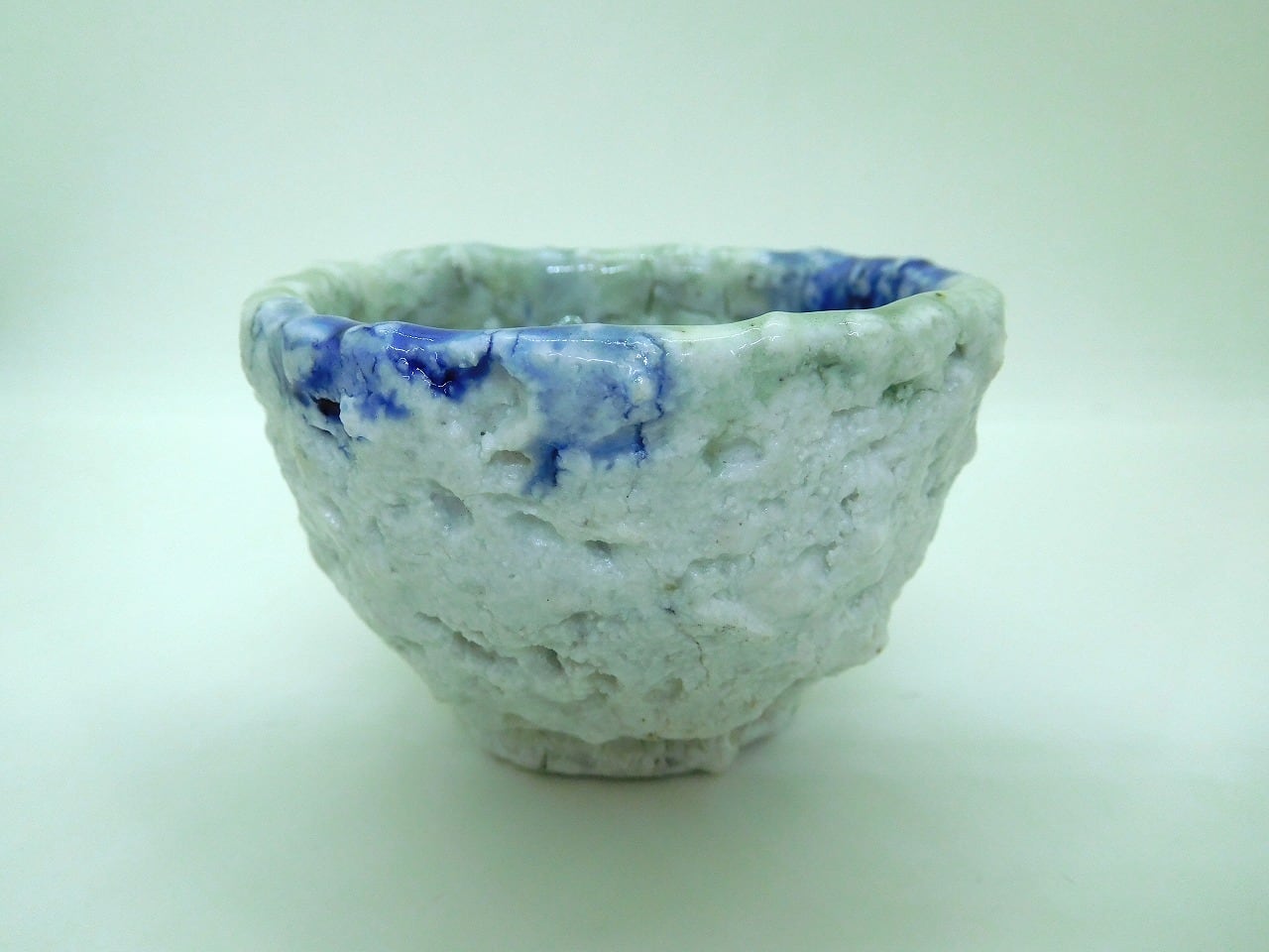 伊賀焼鬼白磁ぐい呑み(レンタル) | 遊水堂