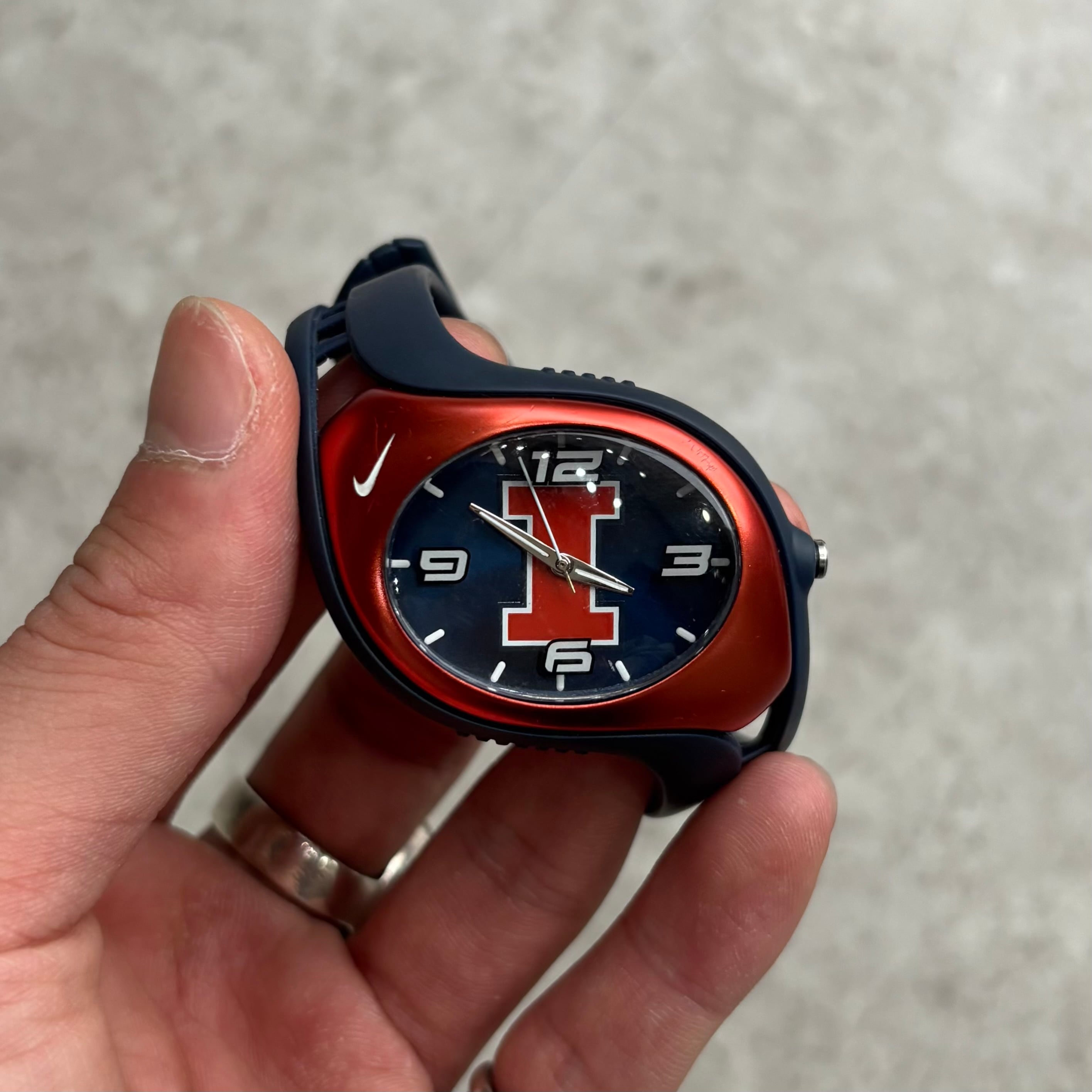 TEAM NIKE "TRIAX Illinois College WK0008" sport digital watch【仙台店】