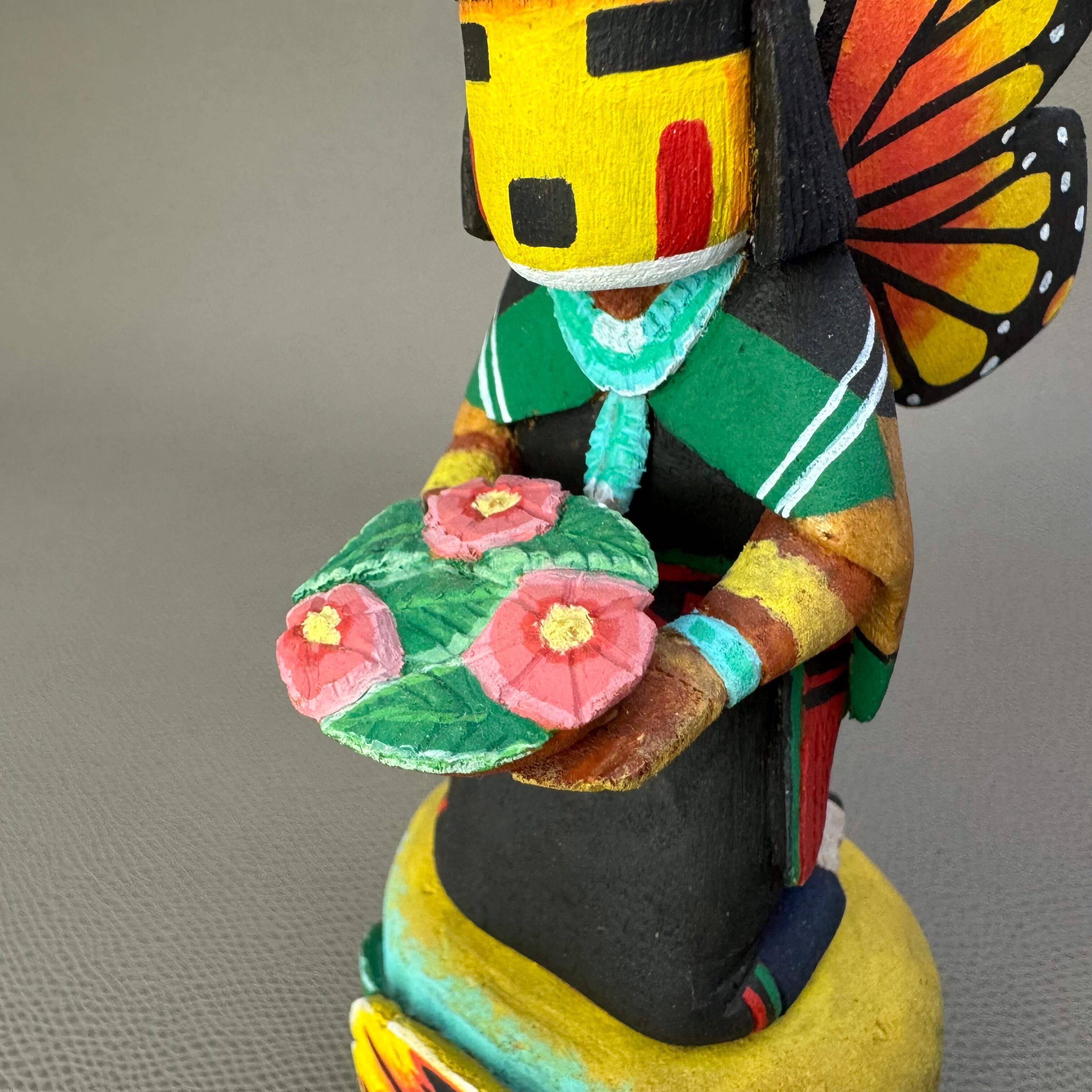 HOPI(ホピ)族 John David, Sr作 butterfly Maidenカチーナドール