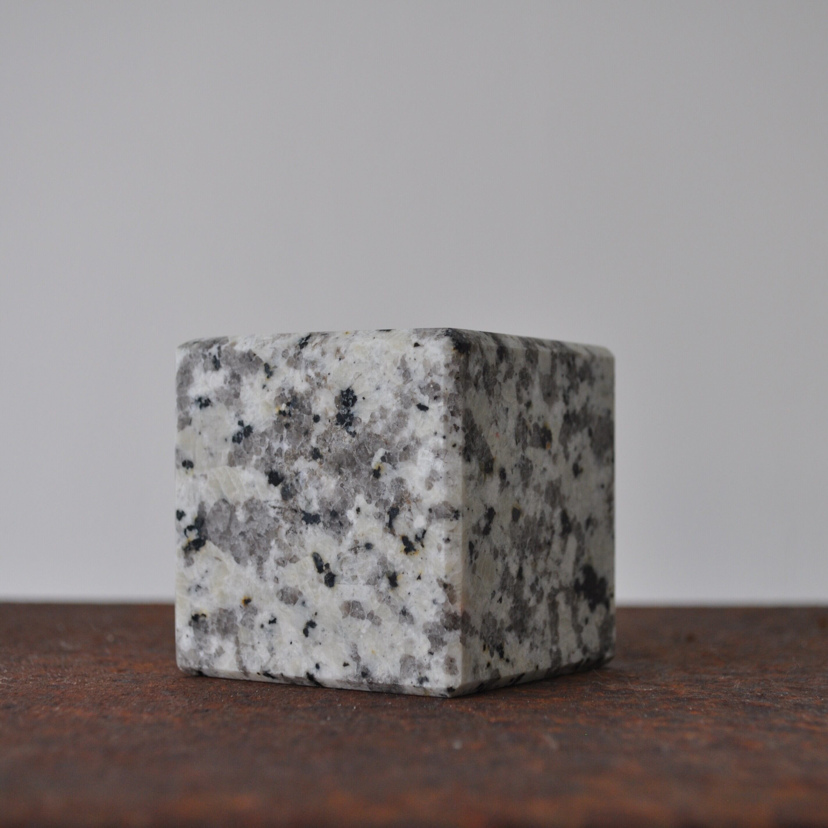 グラニットブロック】B6_251／花崗岩（みかげ石） | granite