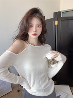 スタイルアップオフショルニット　UH00021