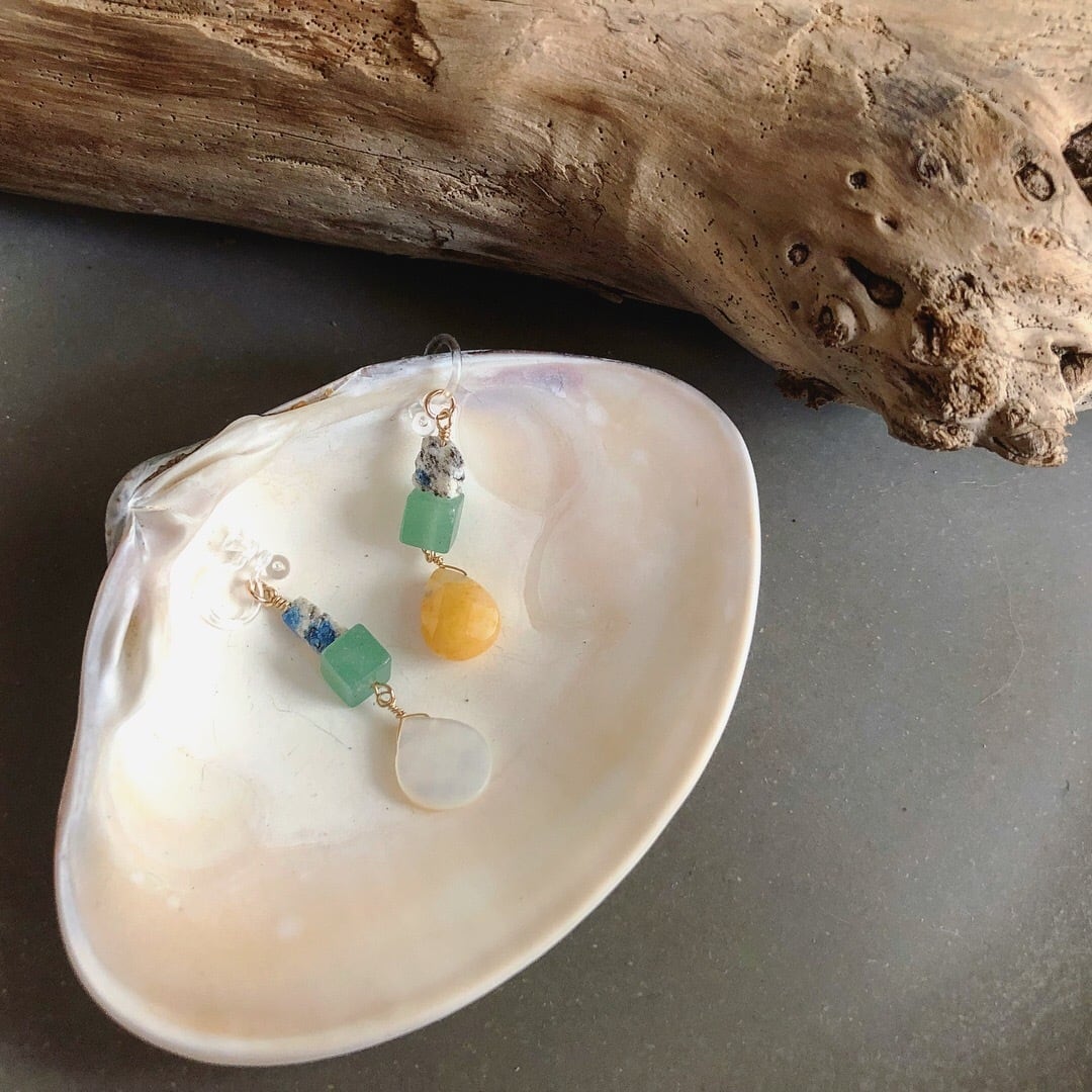 【オーダーメイド】グリーンアベンチュリンとK2アズライトのアシンメトリーピアス