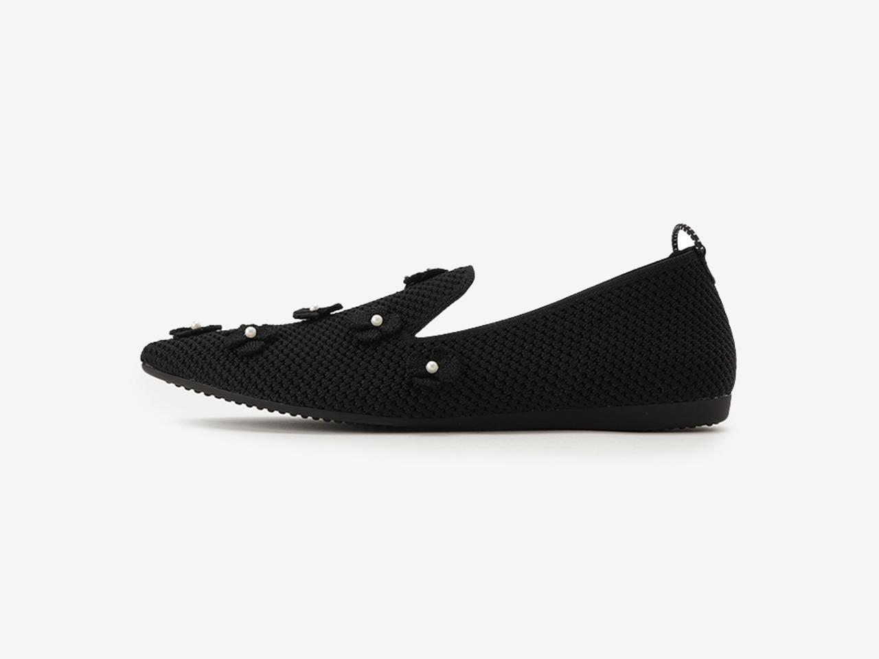 pointed-PEARL FLOWER / BLACK & WHITE