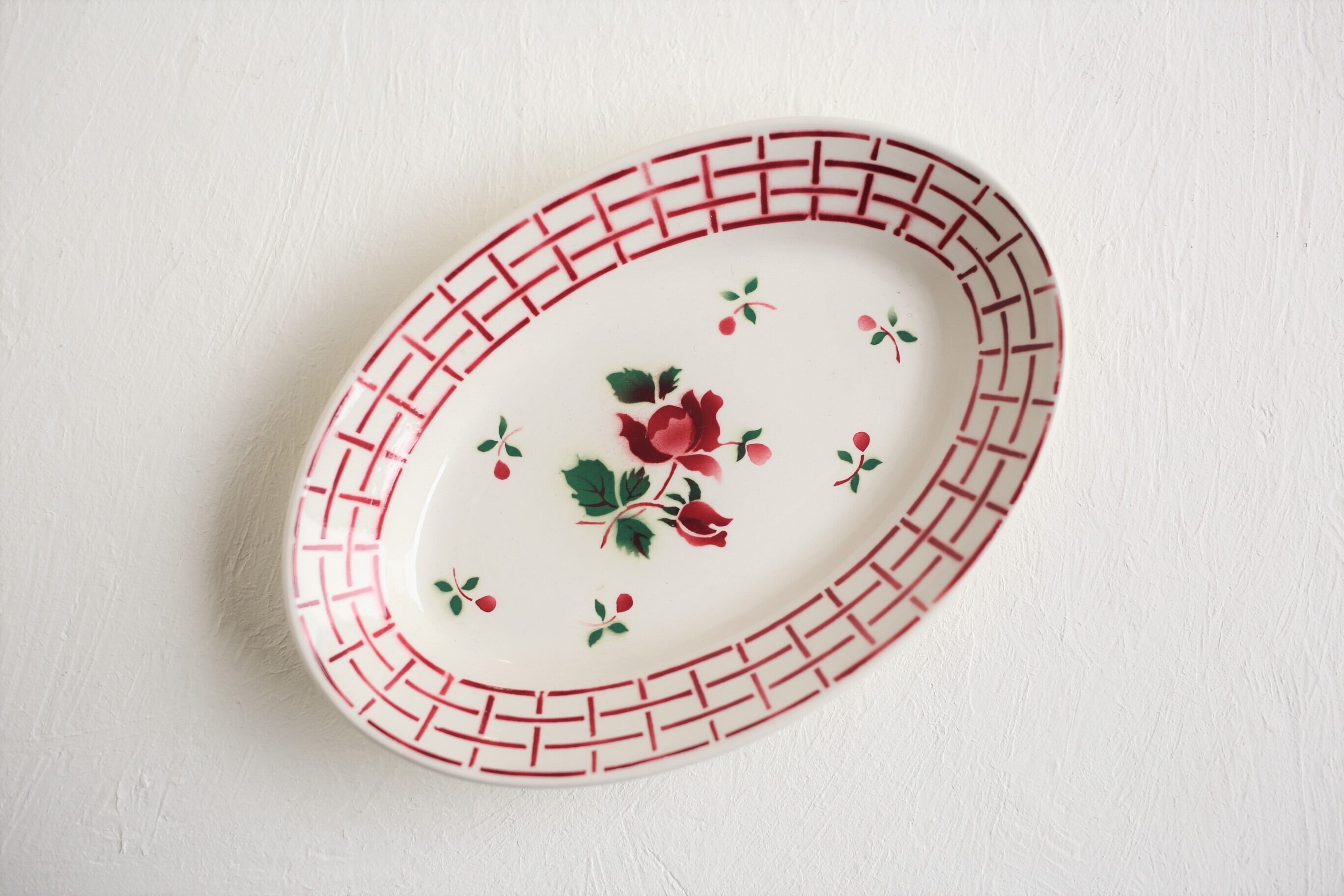 フランス アンティーク ヴィンテージ DIGOIN SARREGUEMINES サルグミンヌ オーバル皿『ROSA』N-00843