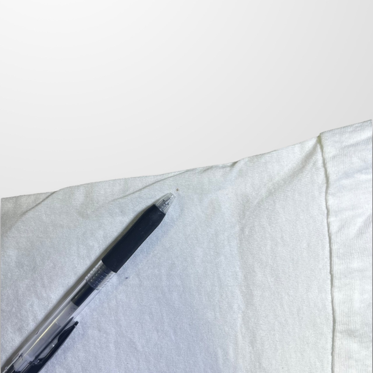 1990s FRUIT OF THE LOOM Blank T-Shirts