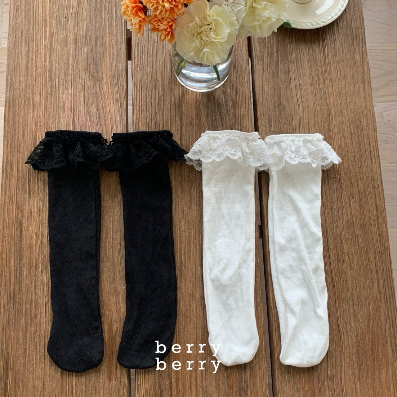 ※お洋服と同梱限定※【1/26〆予約】<berryberry> Star knee socks