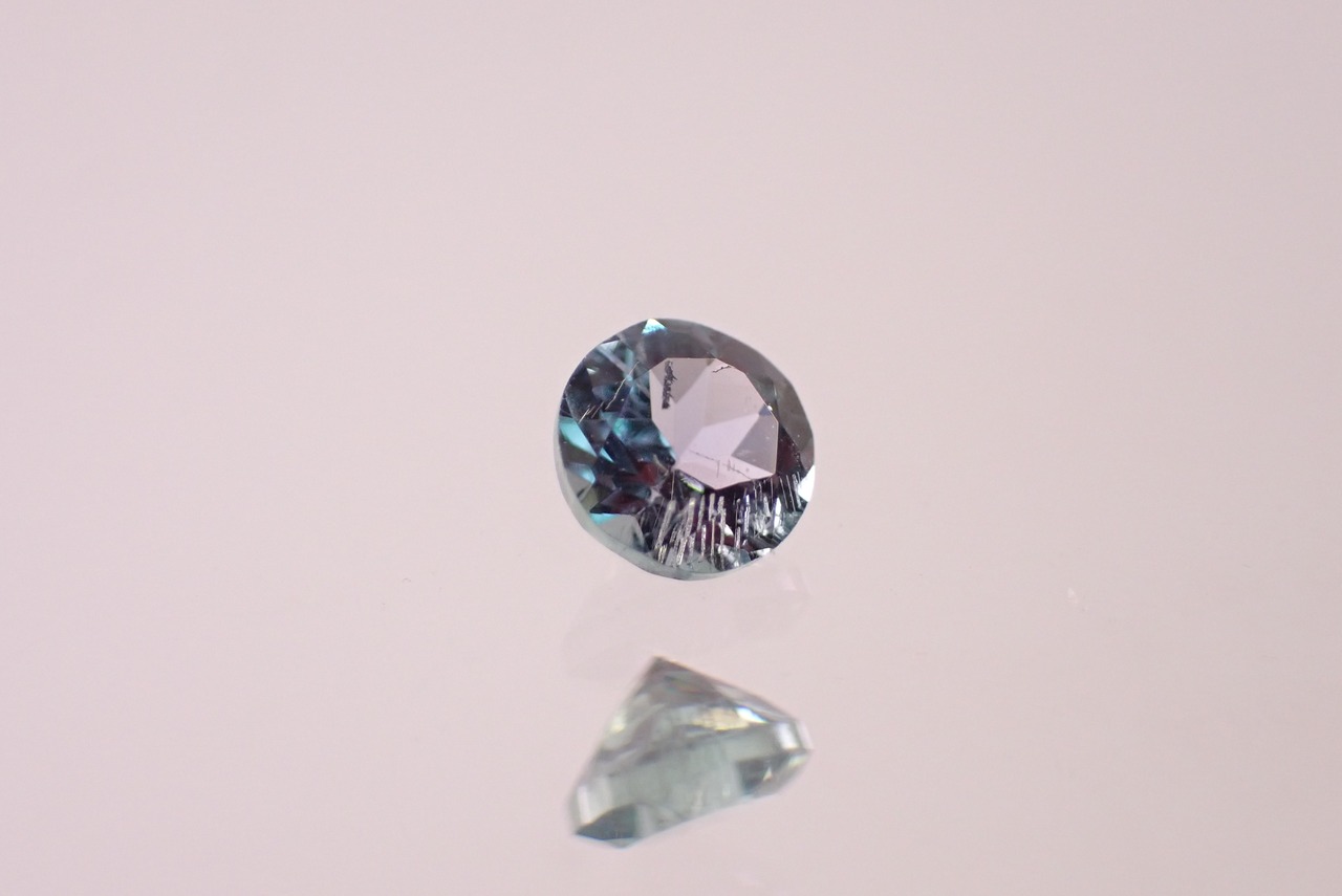 コーネルピン　0.19ct　[D3-247]