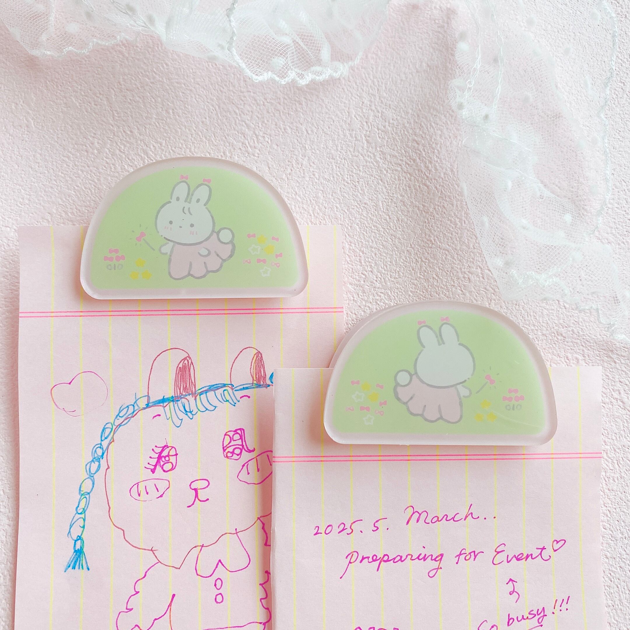 バレエうさぎのアクリルクリップ(かまぼこみどり)