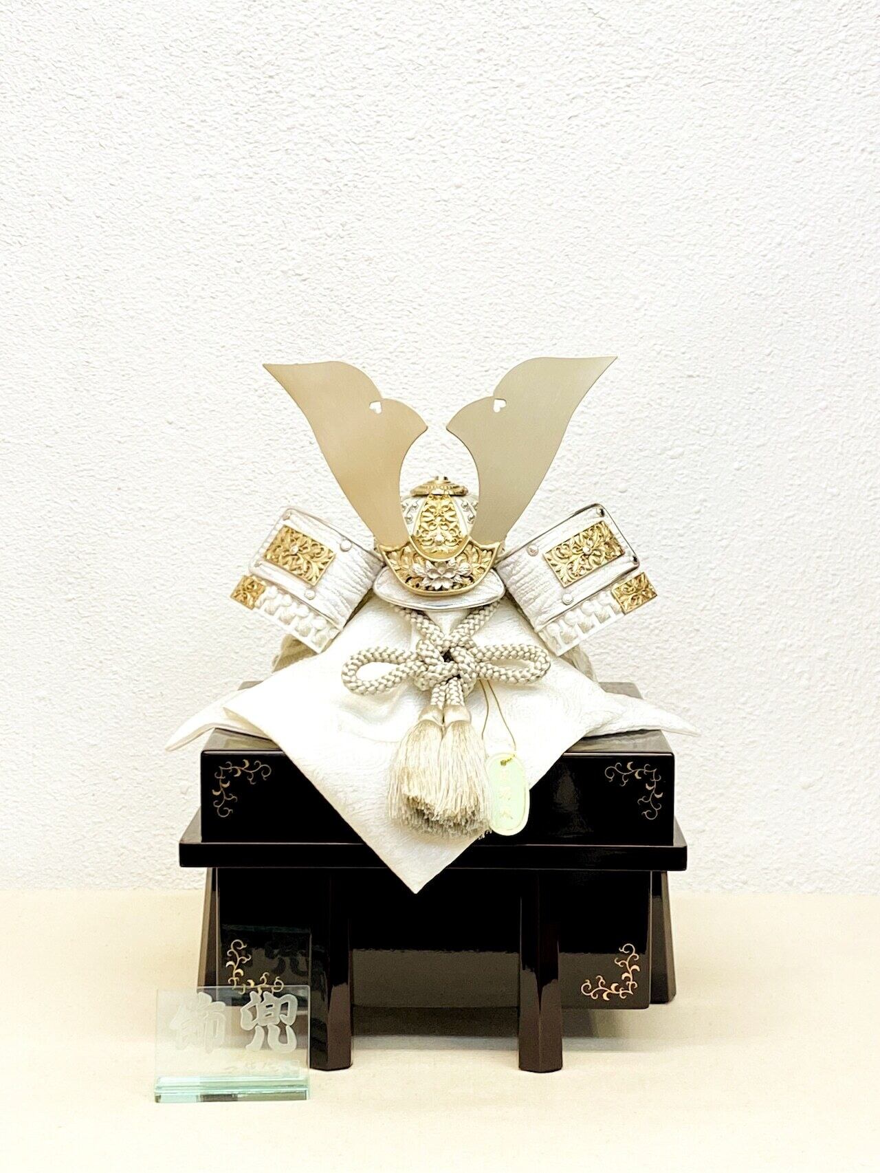 五月人形 Helmets & Samurai Dolls | 株式会社 山本人形