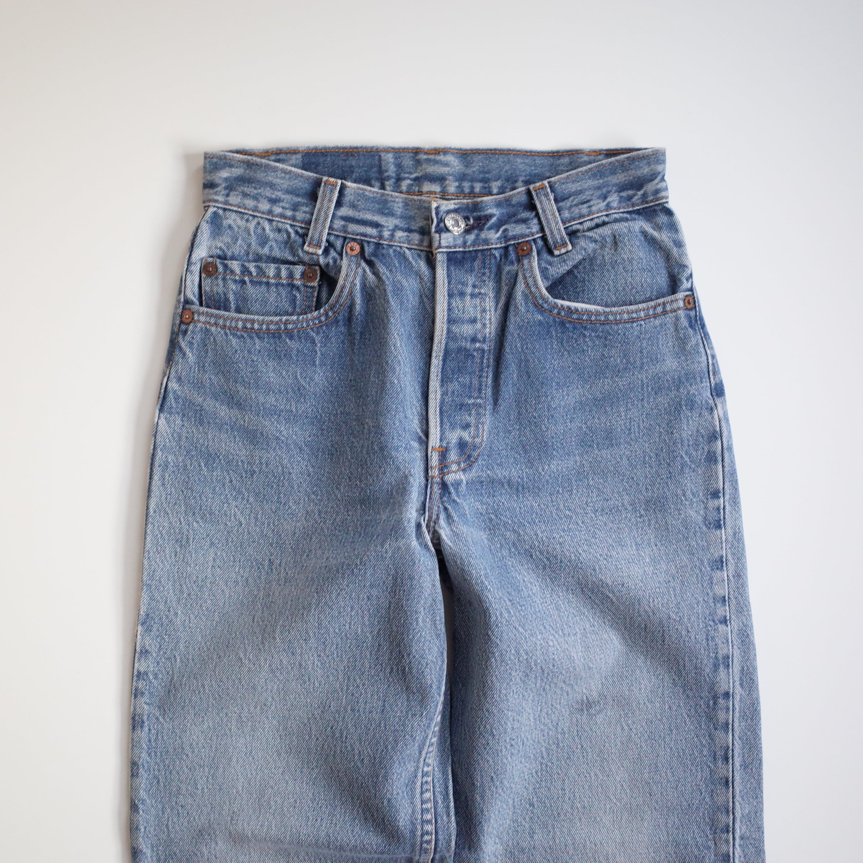 90s Levi's 701 student W28 L34