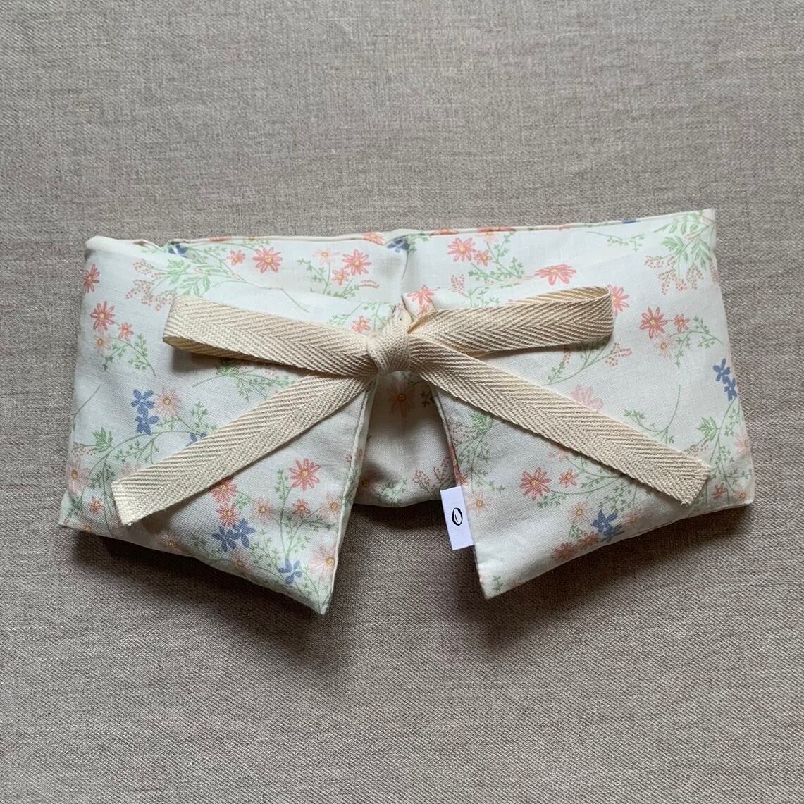 ao × accos＞ 首・肩用 米ぬか玄米カイロ（よもぎ）カバー付