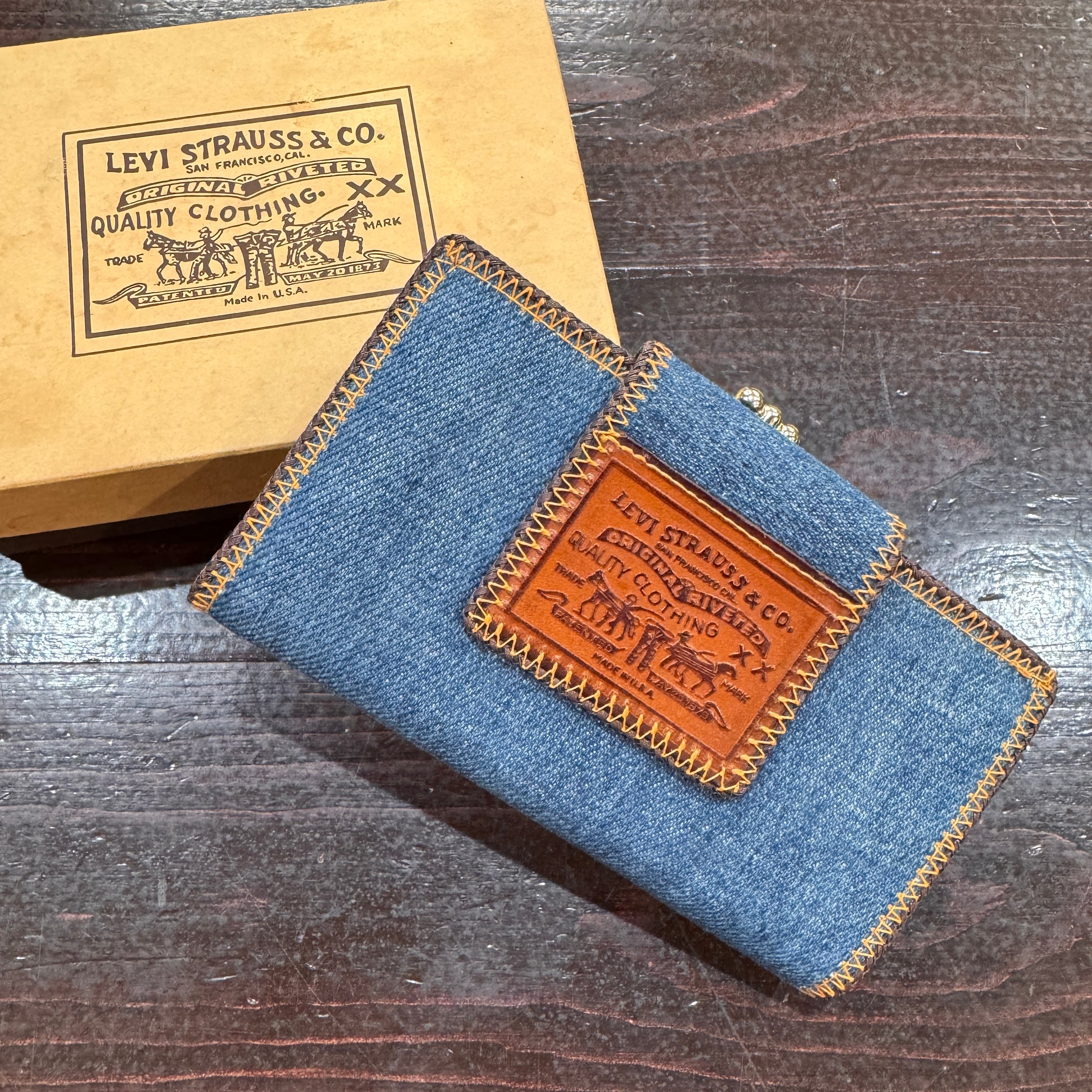 LEVI'S | safarionline
