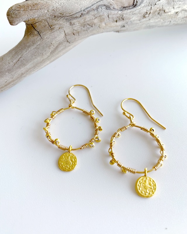 gold coin pierced earrings/ OBH-55