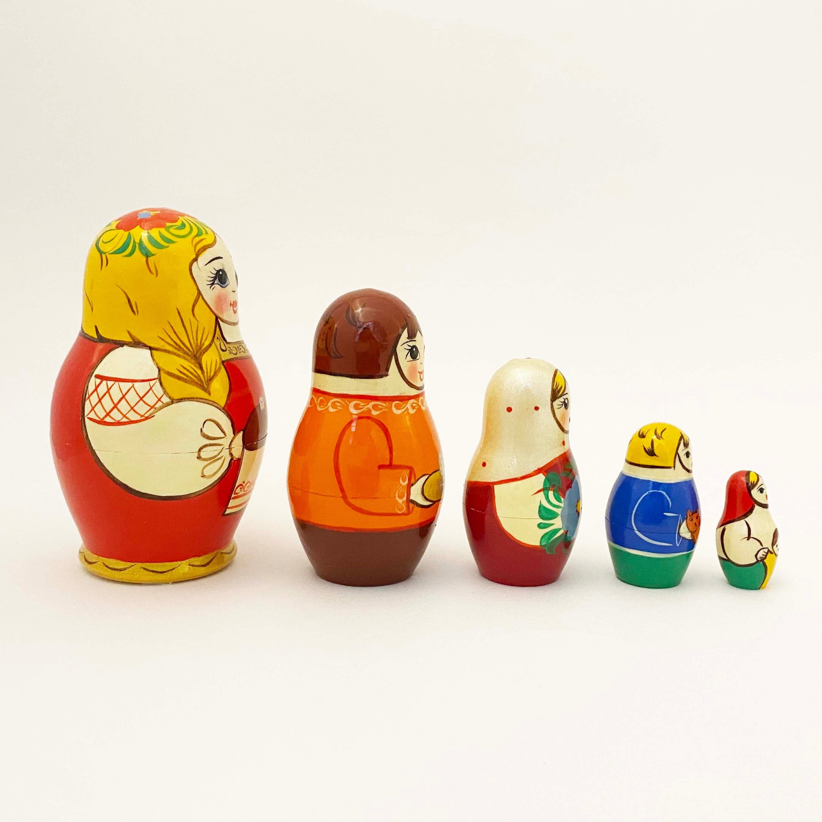 ノーリンスク産マトリョーシカ / お祝い三つ編み5個組