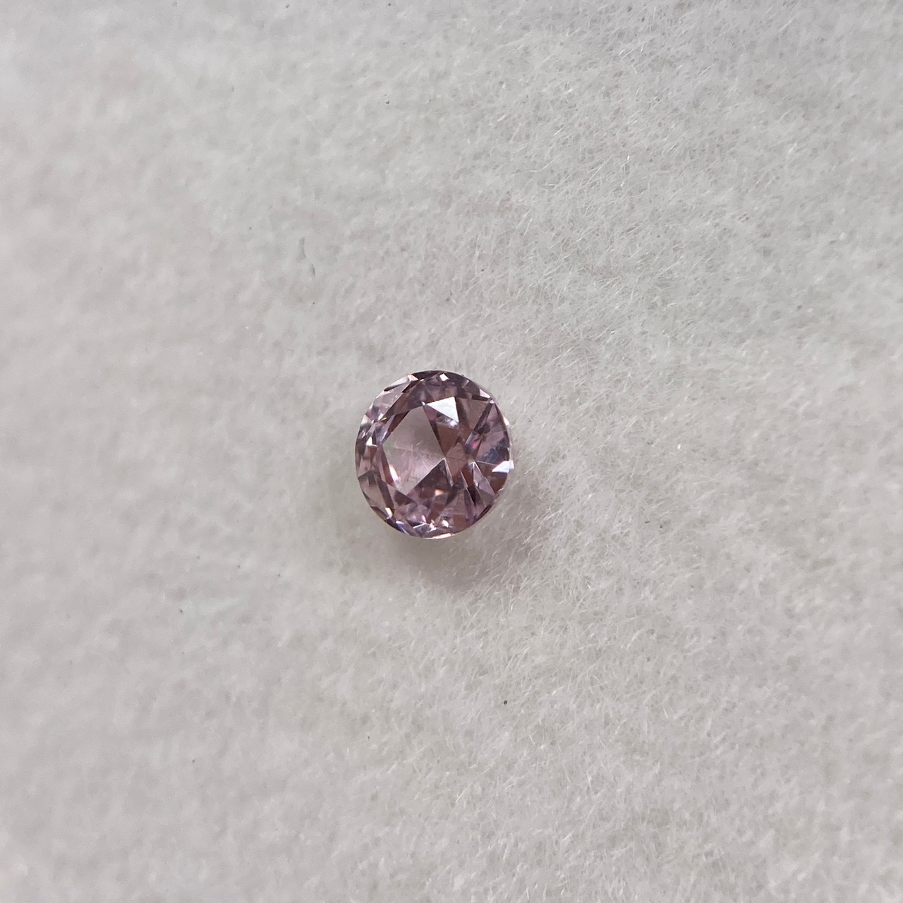 ローズカットサファイア  約2.9*2.1mm r-0277