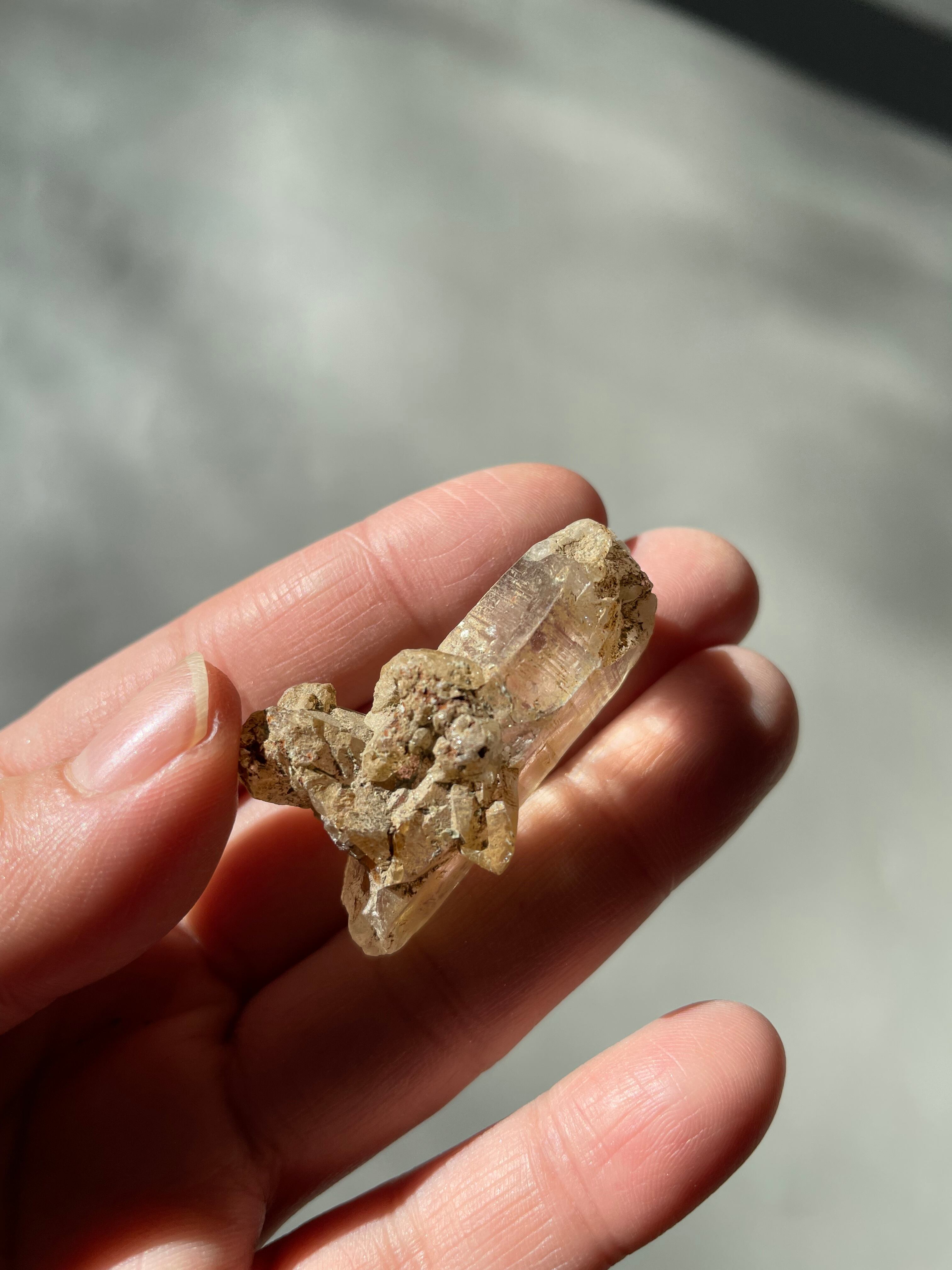 パキスタン　ギルギット　スカルドゥ産　ヒマラヤ水晶　マニフェステーション　ゴールデンヒーラー