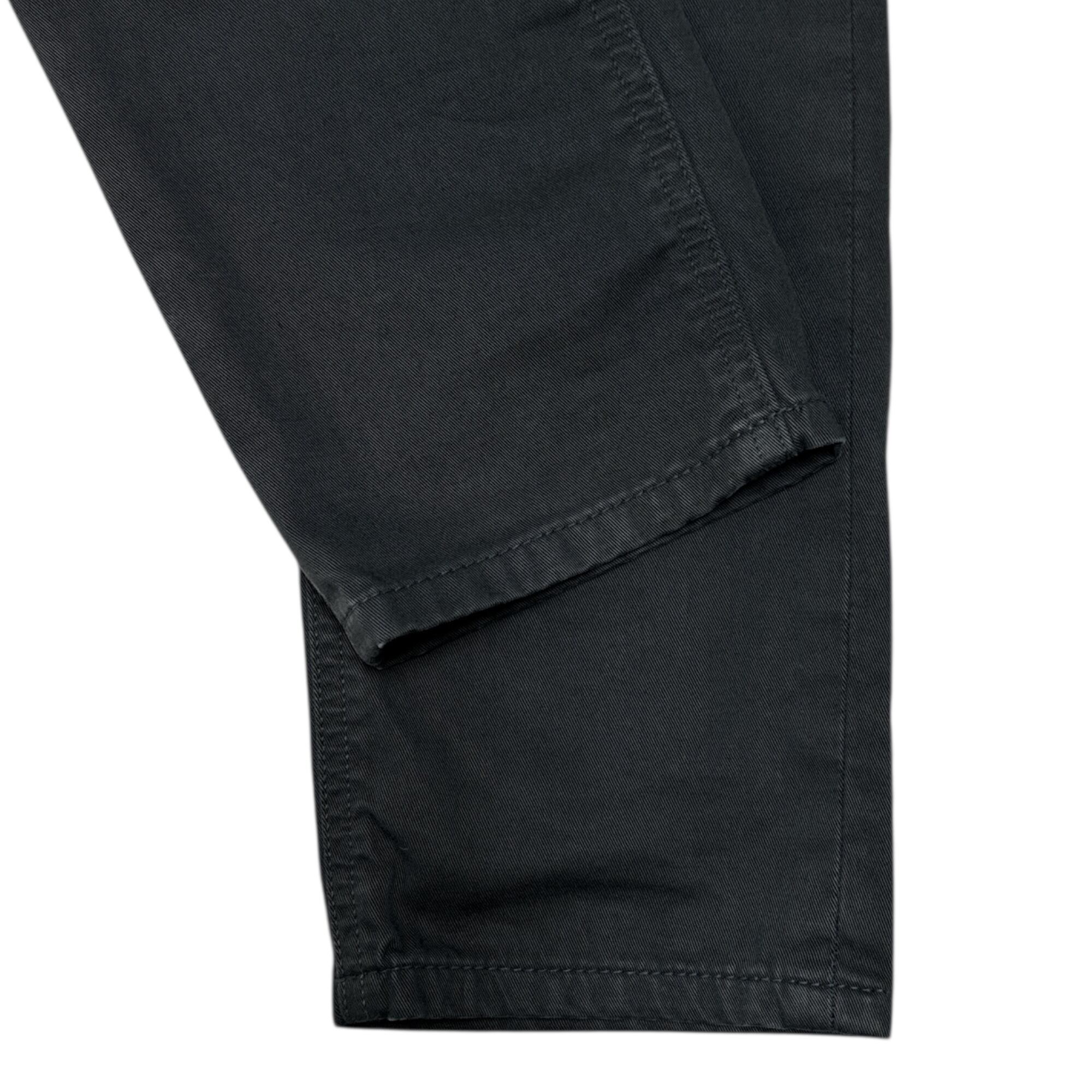 RAF SIMONS 宗教期復刻 Fitting Jeans With T-Shirts At Waist | A