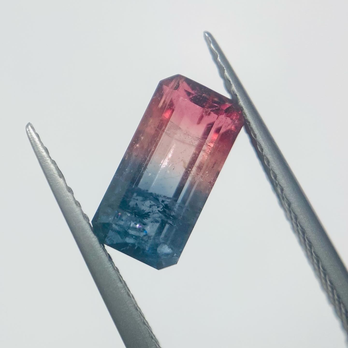 鮮やかな和カラーバイカラートルマリン