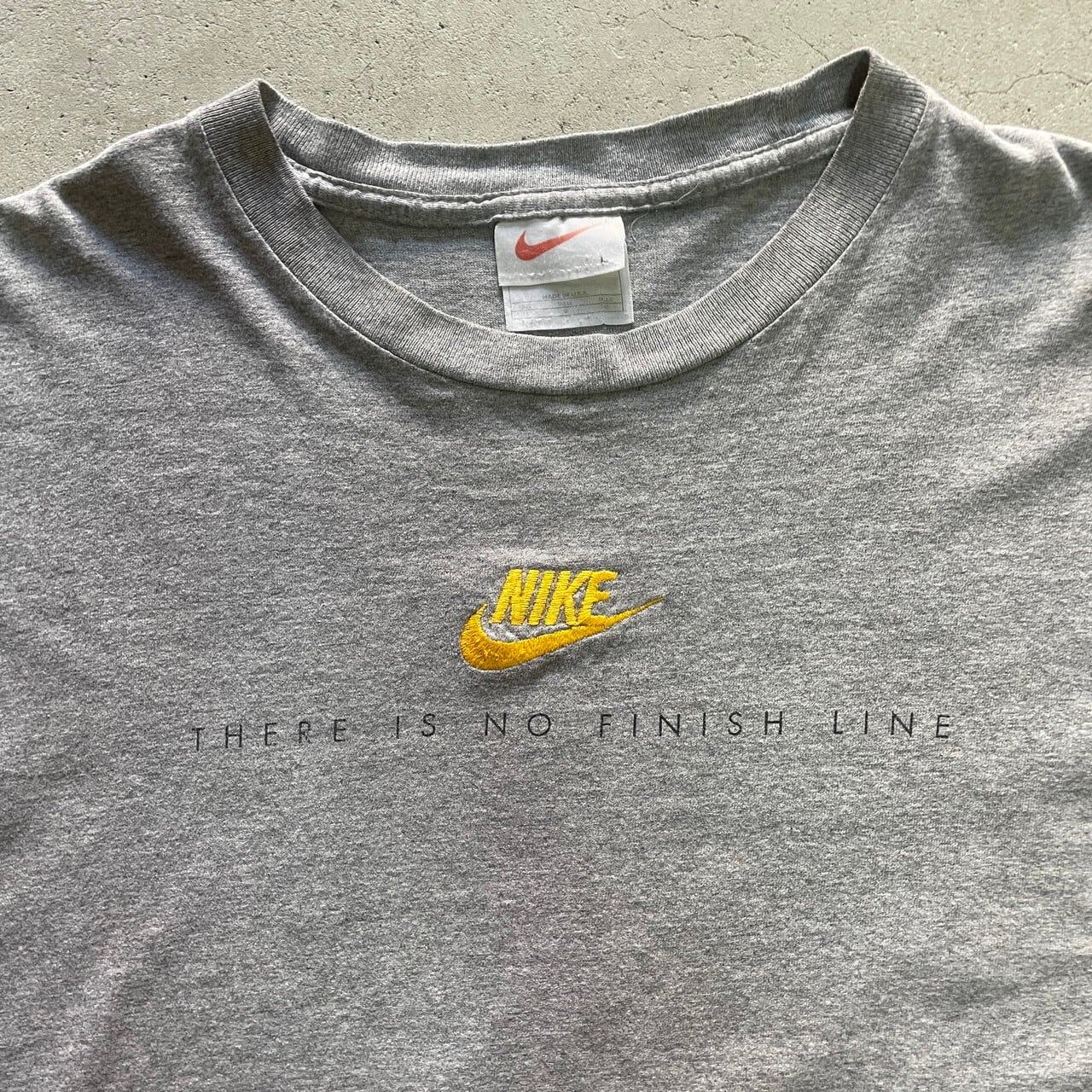 90s 白タグ NIKE ヴィンテージナイキ センタースウォッシュ Tシャツ L