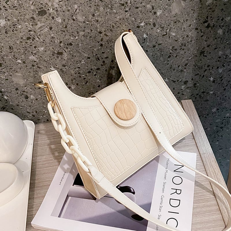 フレンチニッチデザインバッグ女性2020新しい流行のファッションワイルドワンショルダー脇の下バッグネットレッドテクスチャメッセンジャーバッグ 手作りハンドバック43202189187