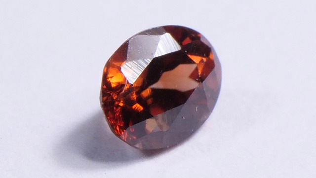 YouTube175-12 レッドジルコン［カンボジア産］