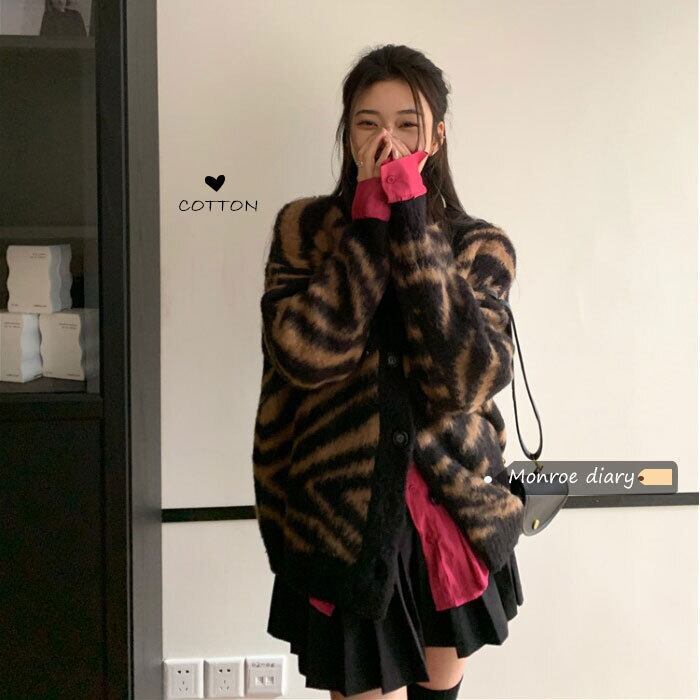 パターンセーター コート Vネックニットルーズスタイルカーディガントップス モンロー50932563274