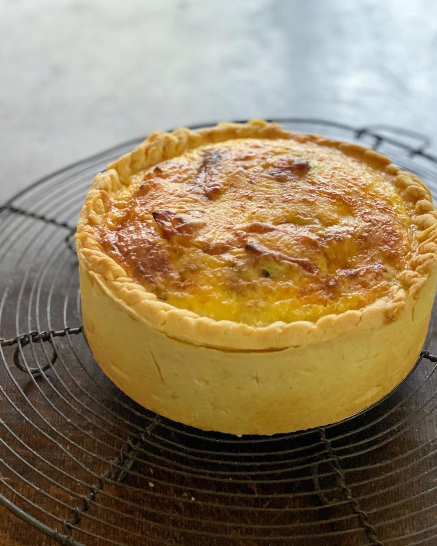 背の高い深型キッシュ～サーモンとねぎのキッシュ～ | 料理教室