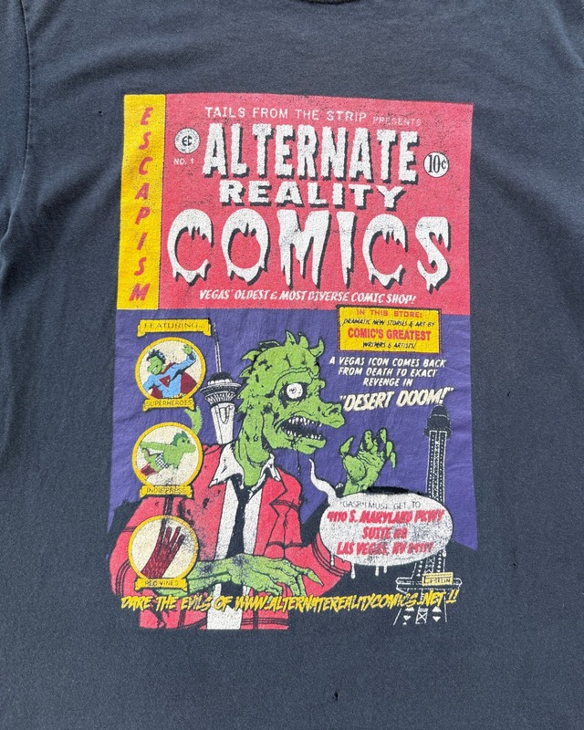 -Alternate Reality Comics- Vintage 90-00s Print T-shirt