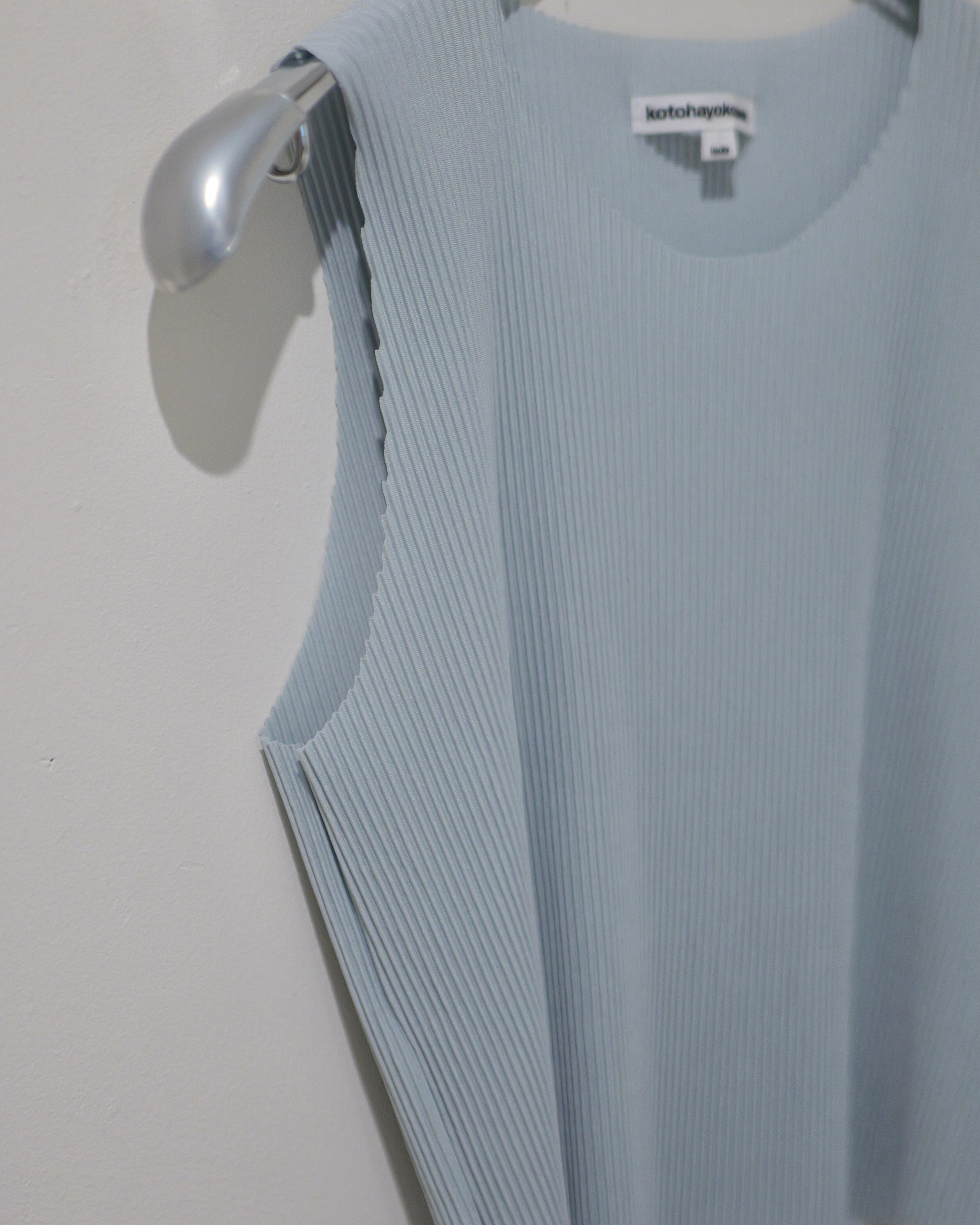 kotoha yokozawa - GHOST TODO TOP *SHORT SLEEVE +INNER ：Ramune
