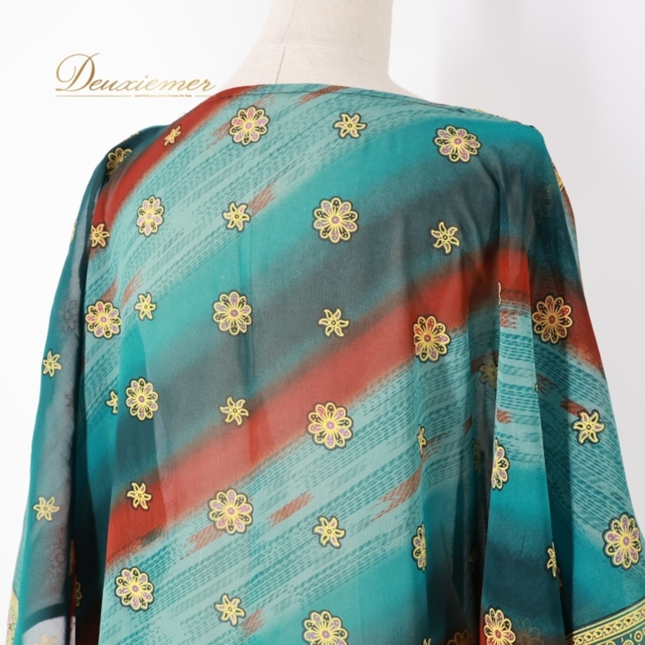 ベリーダンス 衣装 ガラベーヤ グリーン系 羽織り スパンコール 花柄 ペイズリー柄 練習 レッスン ステージ 軽い 薄い 透け感 華やか キラキラ 緑 黄 茶 赤 青 紫 金 イエロー系 ブラウン系 レッド系 ブルー系 パープル系 ゴールド系