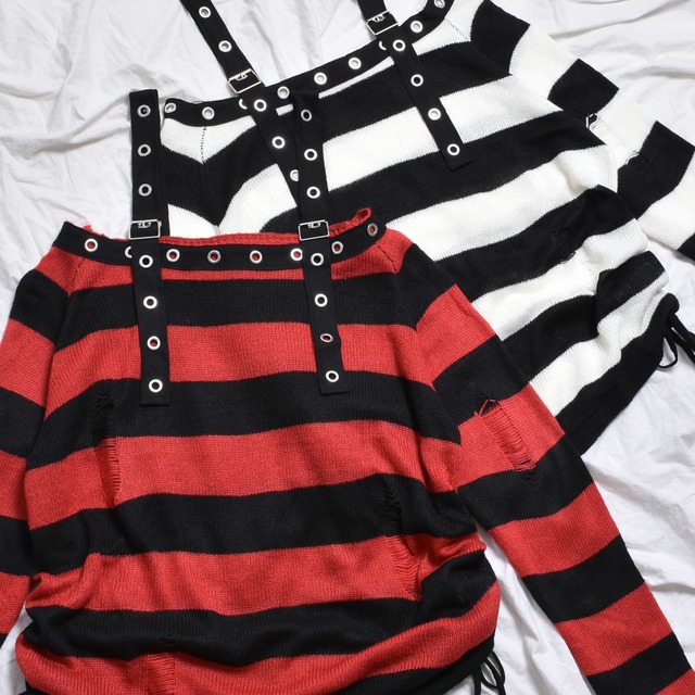 【12/5新着】ボーダーハトメオフショルニット