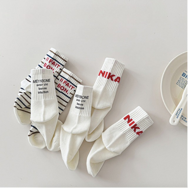 【即納】メッセージ韓国風ソックス 3足セット
