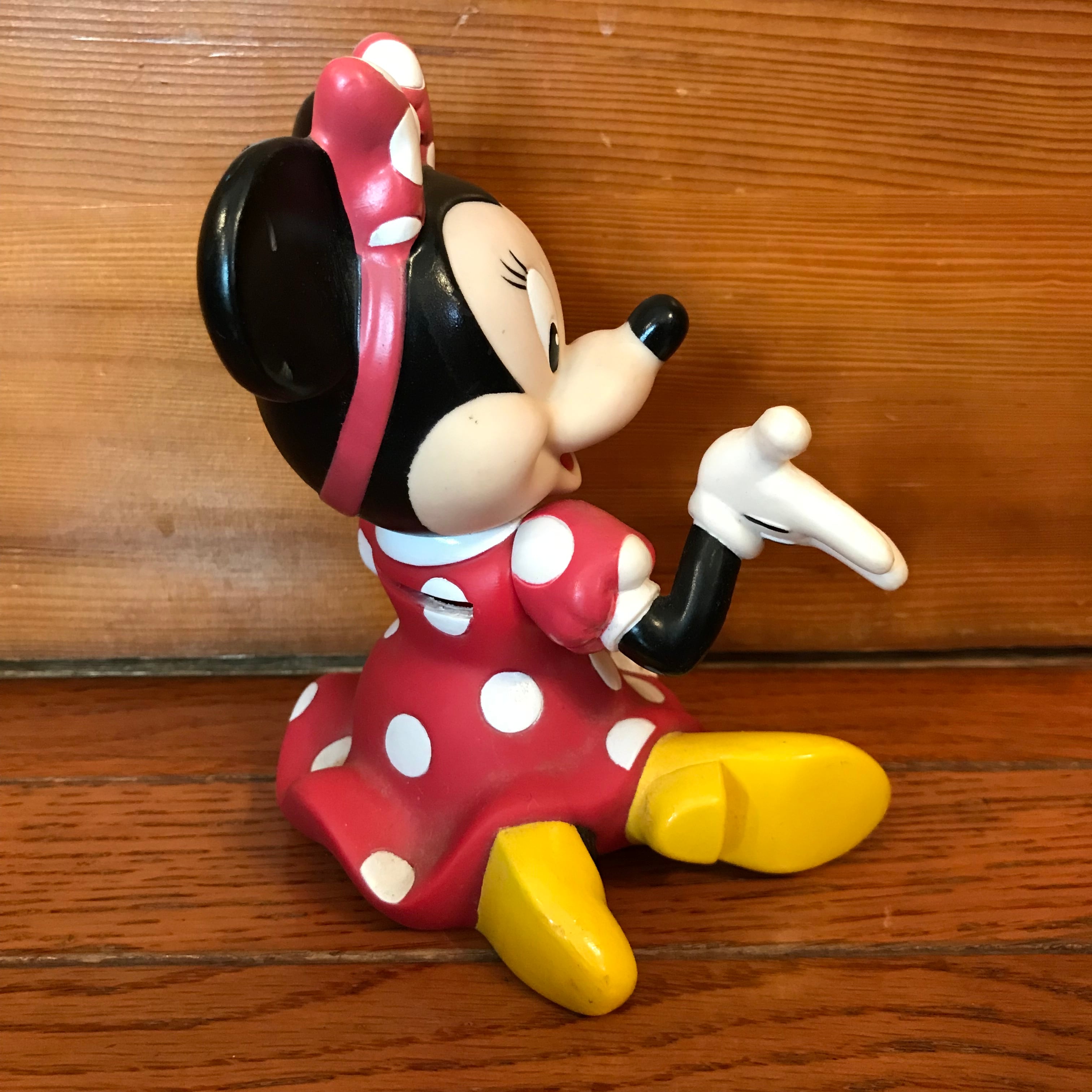 ミニーマウス（Minnie）ソフビ人形の貯金箱 ディズニークラシック インテリアにもおすすめ