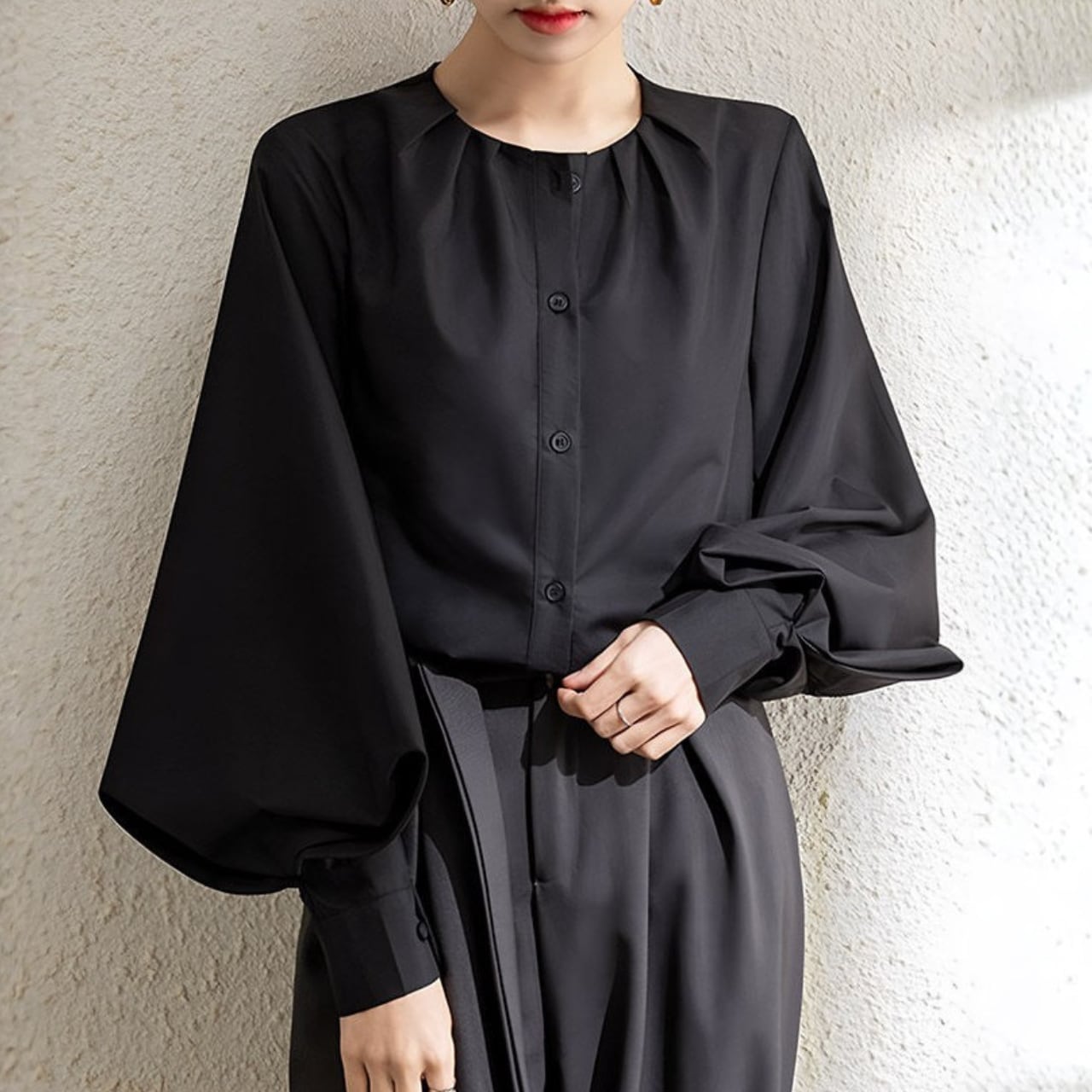 ボタンフロント ボリュームスリーブブラウス N00258