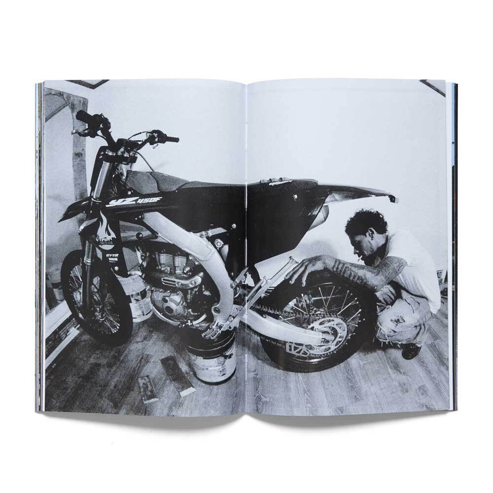 LIVING PROOF MAGAZINE '12 O'CLOCK' BOOK | SO SHOP & HOSTEL NAKAMEGURO