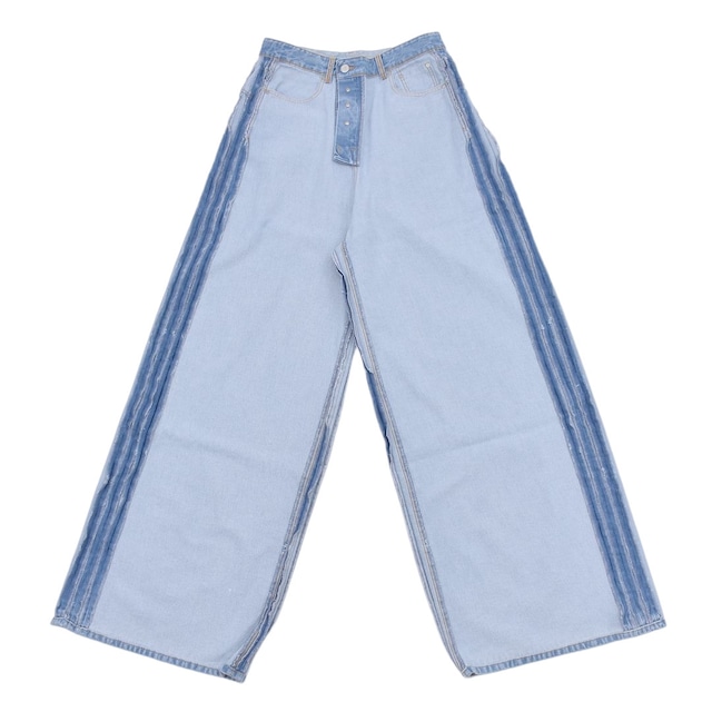 【VETEMENTS】INSIDE-OUT BAGGY JEANS(LIGHT BLUE)