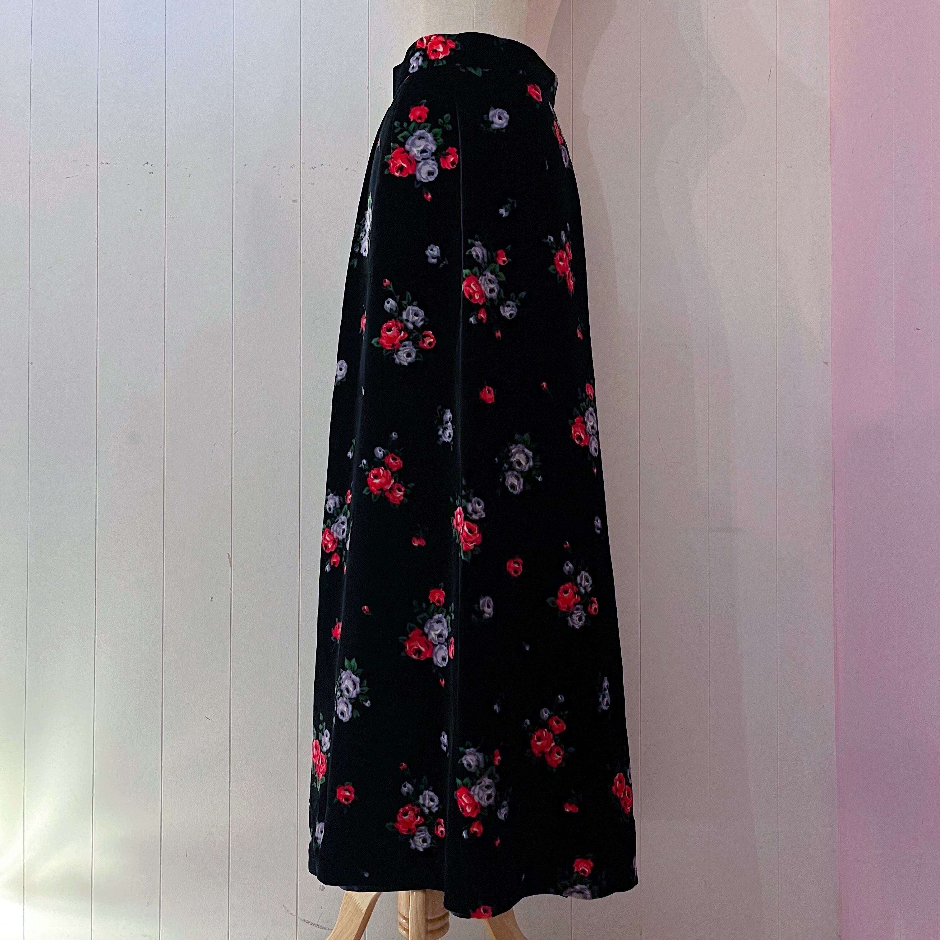 black rose velvet long skirt