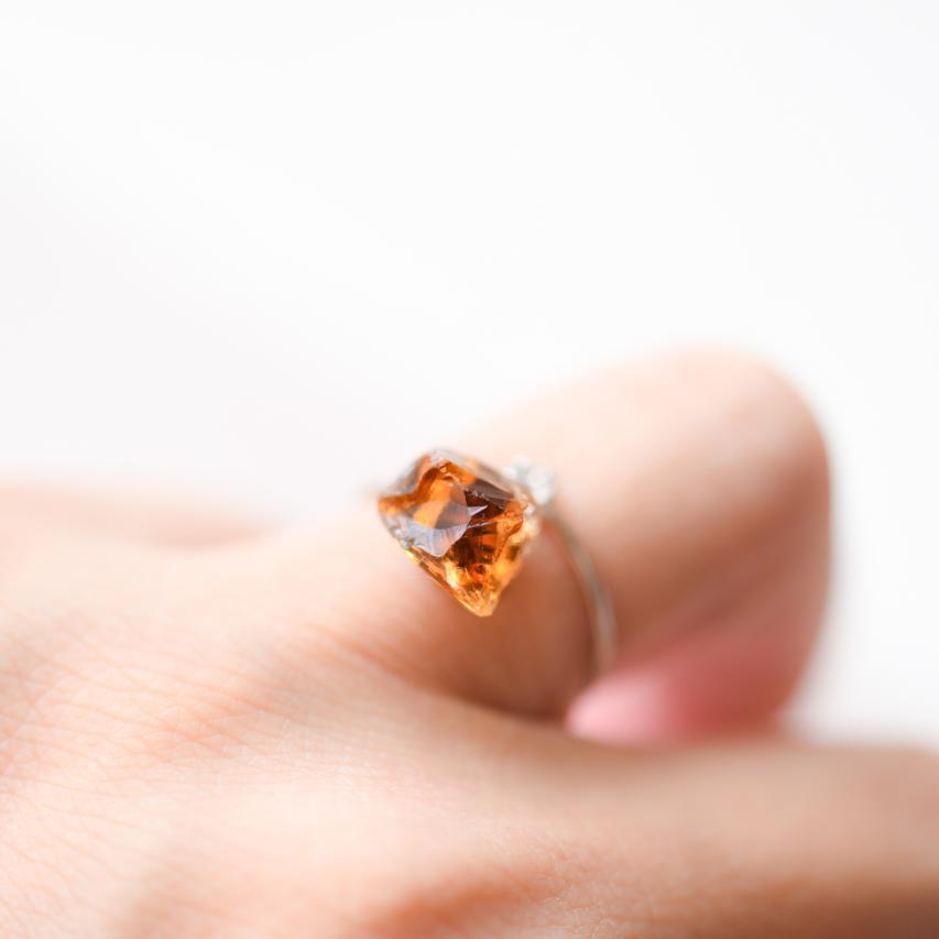 一点物】 シトリン リング 指輪 フリーサイズ 原石 鉱物 天然石