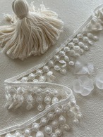 輸入デザインタッセル・パーツセット ecru パンジー リーフ タッセル アクセサリーパーツ カルトナージュ