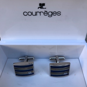 courreges cufflink