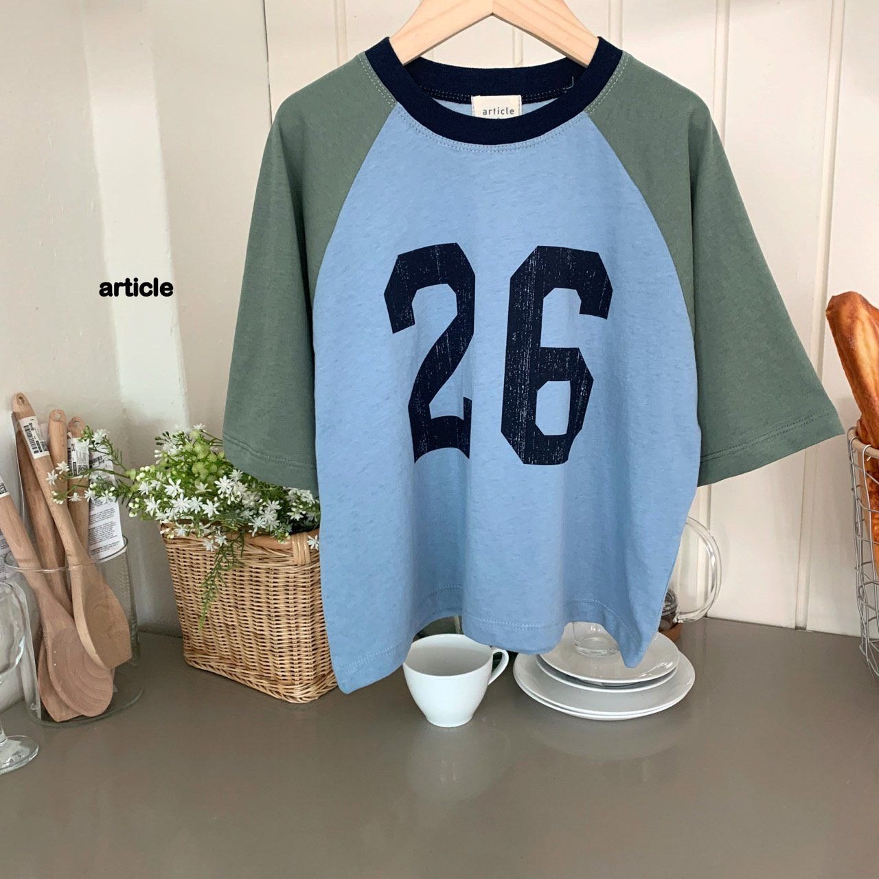[article] 26 Raglan Tee / [아티클] 26나그랑티