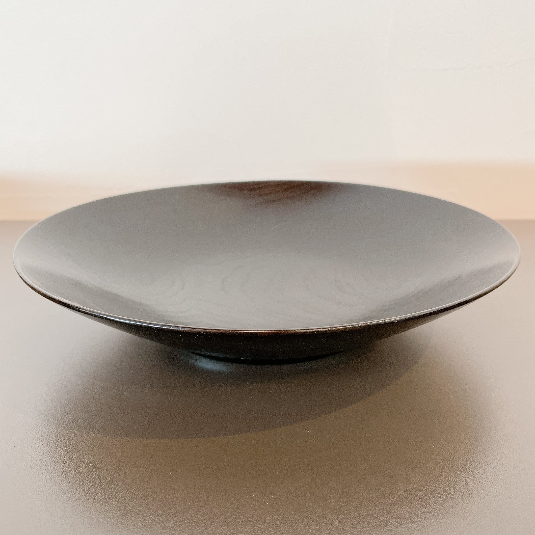 ナーラ　盛器　食器受け台拭き漆仕上げ 津軽塗 夫婦ぐい呑み 唐塗 呂 茜 ペア 伝統工芸 漆器 青森 おしゃれ