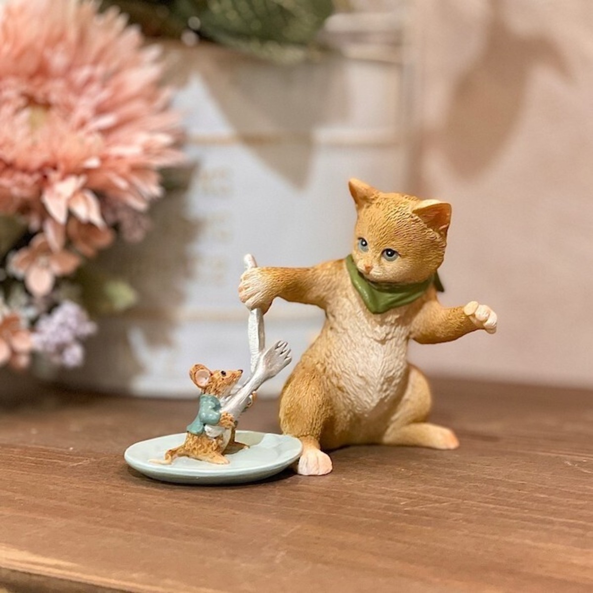 チャンバラ猫とネズミ ev13287a ミニチュアアニマル 小さな動物の世界 