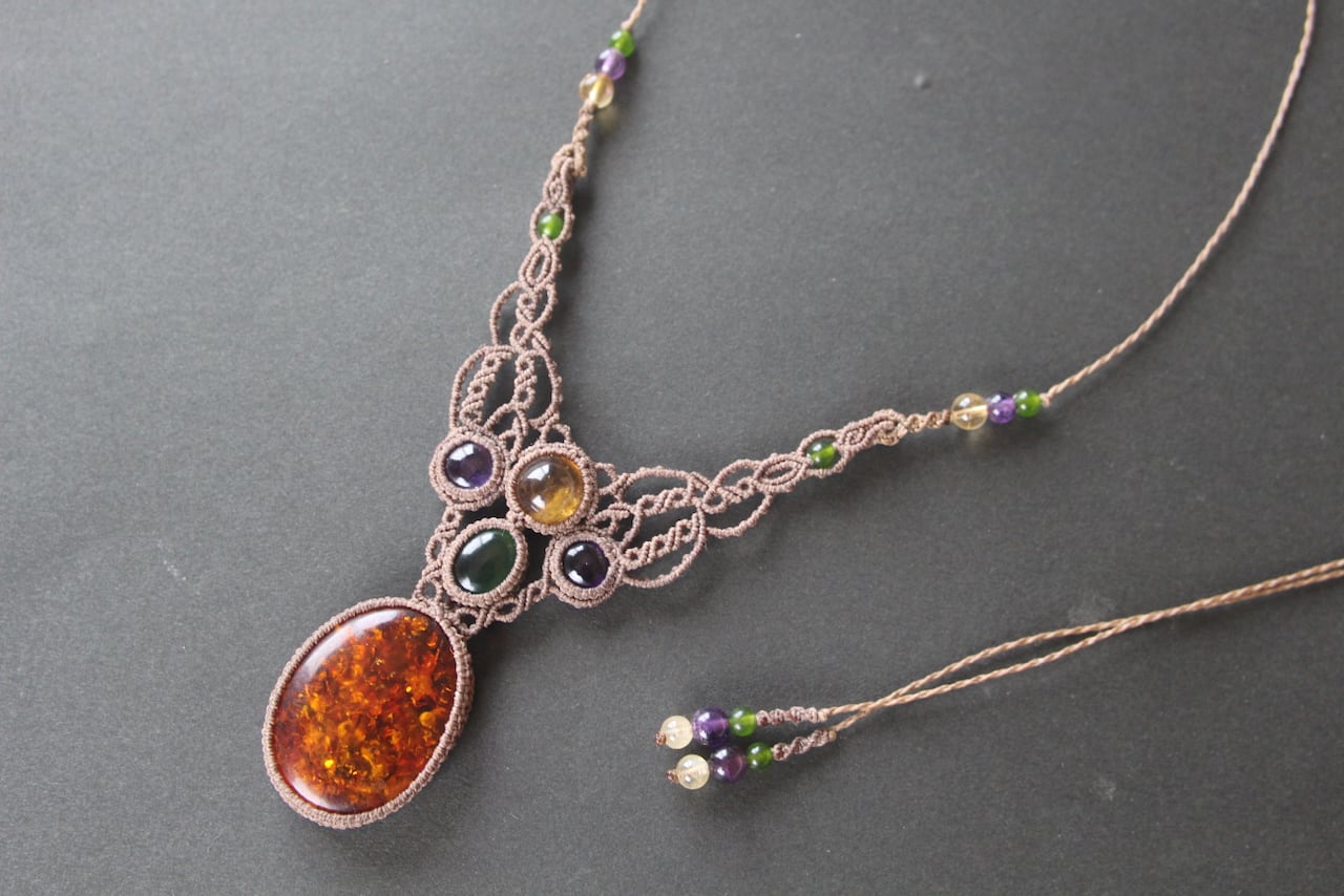 Amber & Citrin & Ametyst & Serpentine micro macrame necklace