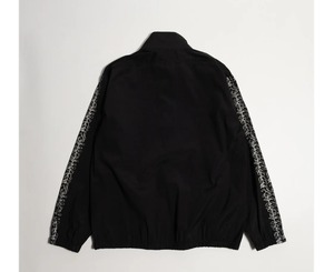 salvagepublic/ナイロンジャケット￥25,000(27,500)