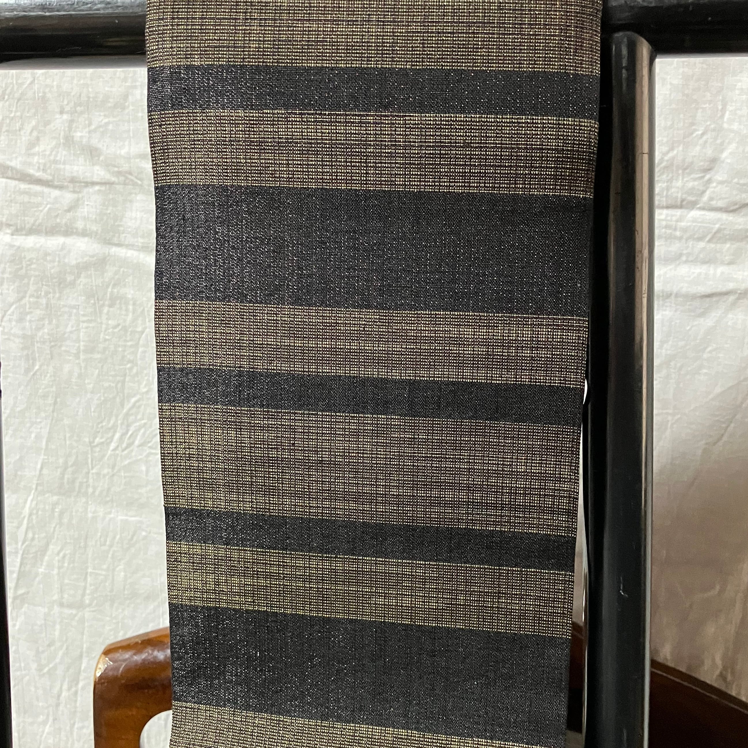 両面使い名古屋帯（黒地象の柄＆黒地クリームぼたんの柄）