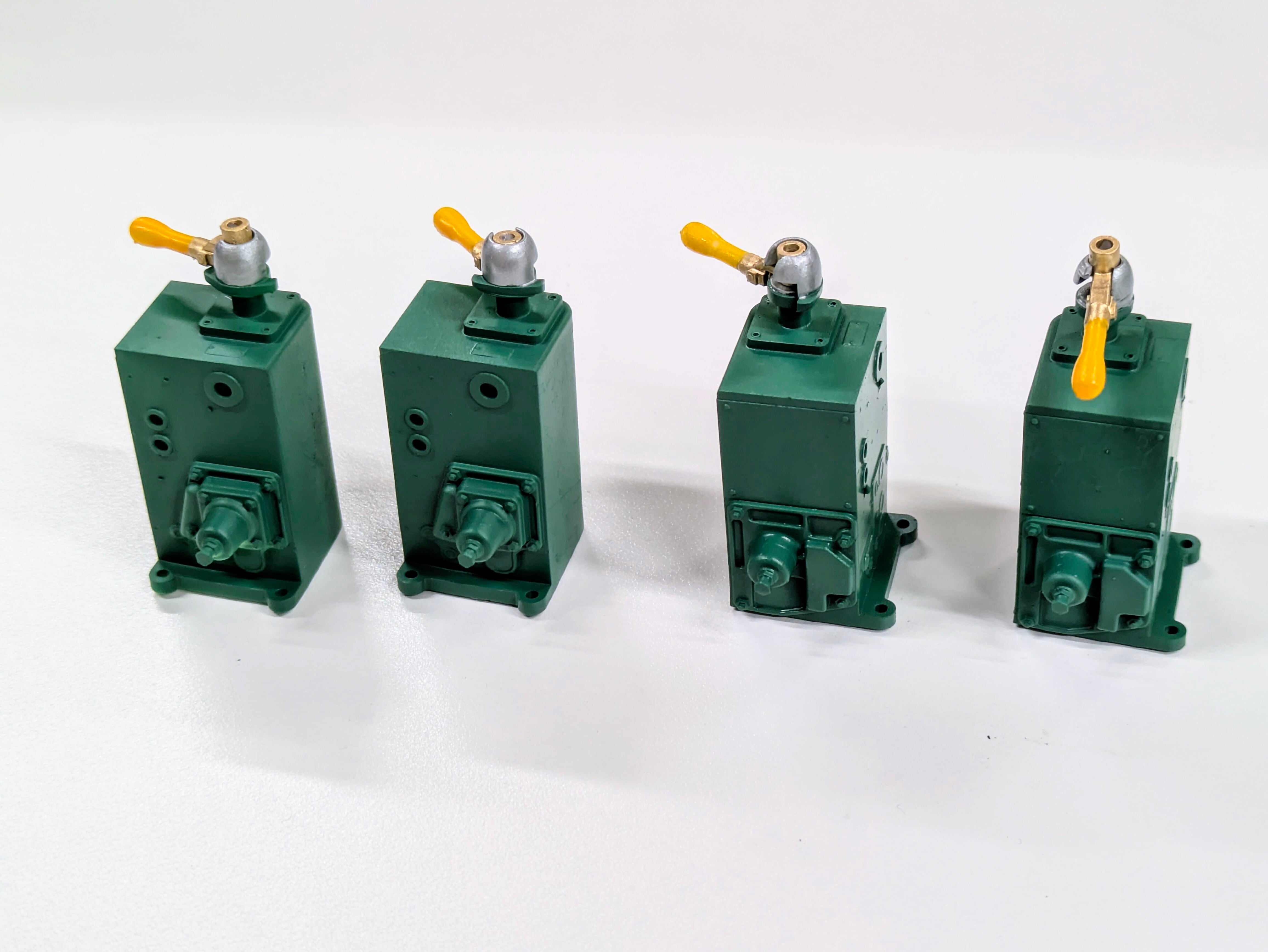 機関車　ブレーキバルブ Amazon.co.jp: 国鉄 鉄道 蒸気機関車部品 ハンドルブレーキ SL : おもちゃ